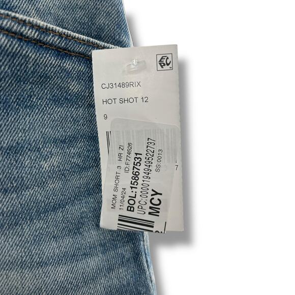 NWT Macy's Regeneration High Rise Mom Short Size 9 / 29 Denim Blue Jean Cuffed - Picture 7 of 9